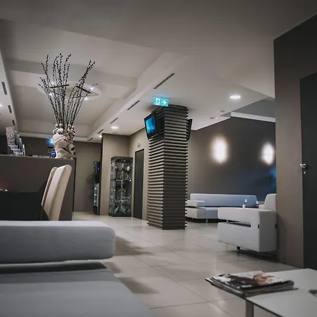 ホテル Casale Dei Greci 3*