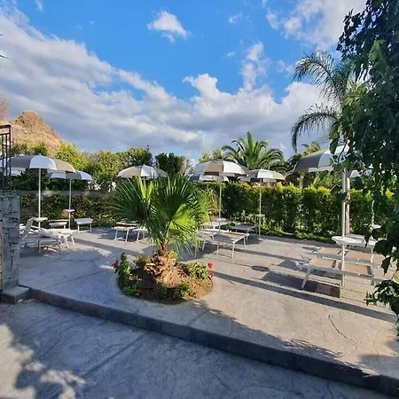 Casale Dei Greci ビアンカヴィッラ