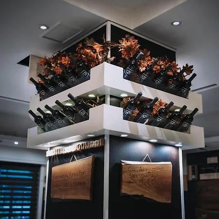 Casale Dei Greci 3* ビアンカヴィッラ